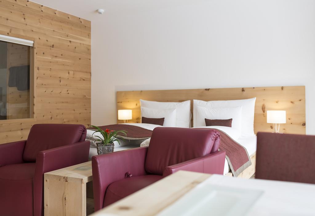 Relais & Chateaux In Lain Hotel Cadonau Brail Ngoại thất bức ảnh